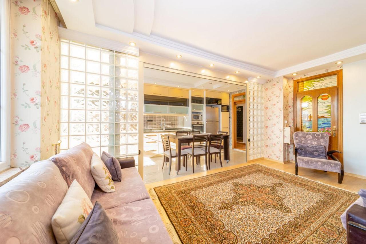 אנטליה Lovely Flat With Sea View Near Beach In Muratpasa מראה חיצוני תמונה
